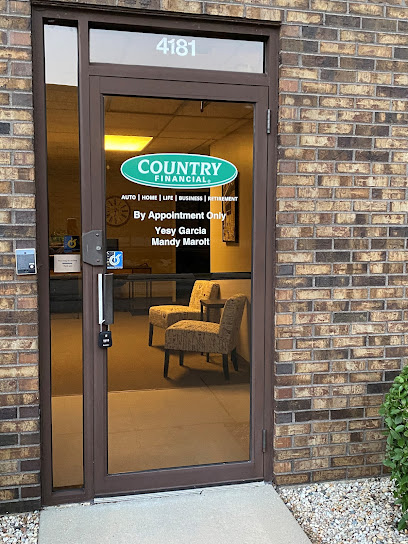 Yesy Garcia Rivera – COUNTRY Financial Agent